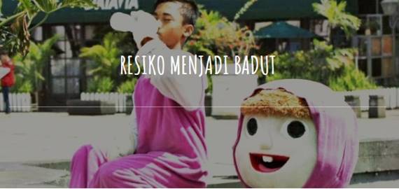 Badut Doraemon